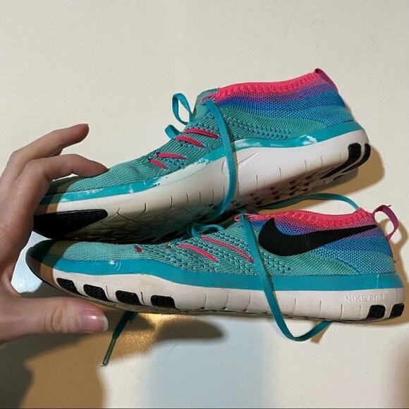 Nike - Free TR Focus Flyknit Teal Blue Pink Pink Black - Women's 8 FLAWED. - Picture 5 of 9